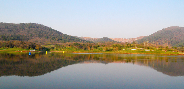 南京汤山紫清湖生态旅游温泉度假区