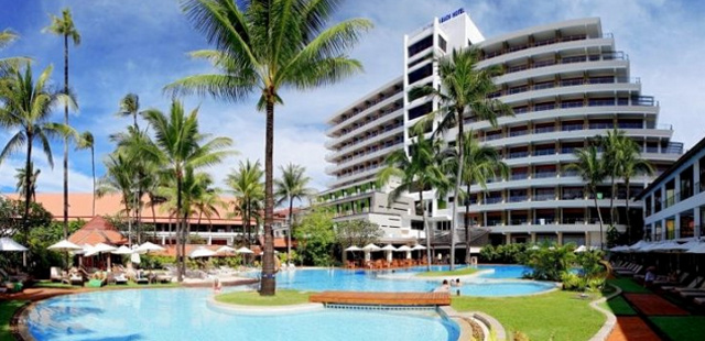 Patong Beach Hotel Phuket (普吉岛芭东海滩酒店)