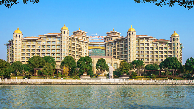 上海南郊宾馆 | 打卡魔都占地5万㎡的亲子城堡酒店，睡萌萌哒主题房，赠森林公园门票，景点环绕，交通便捷