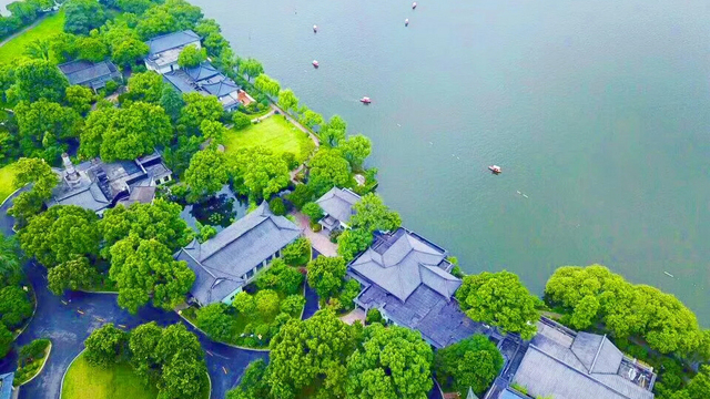 浙江西子宾馆·汪庄 | 有效期至6月底，端午抢先订！睡进西湖里，三面环湖，揽尽西湖七景，私享20万㎡园林，包含早晚自助+画舫游船+旅拍等！