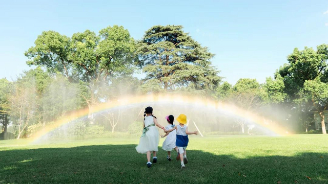 浙江西子宾馆·汪庄 | 睡进西湖里！5折还享自助正餐1次+主题活动、三面环湖，揽尽西湖七景，私享20万㎡园林！