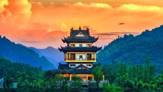 武义璟园蝶来望境酒店 | 一房一私汤一地暖，小众4A景区免费逛！3天2晚宿轻奢美居温泉酒店，覆盖吃喝玩乐泡逛，1月周末不涨价，元旦抢订中！