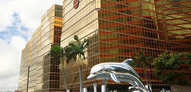 香港皇家太平洋酒店(The Royal Pacific Hotel and Towers)