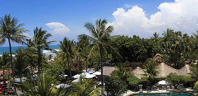 巴厘岛勒吉安海滩酒店