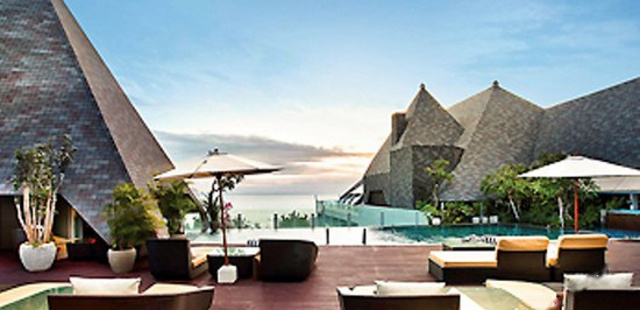 The Kuta Beach Heritage Hotel Bali - Managed By Accor(雅高巴厘岛库塔海滩传统遗址酒店)