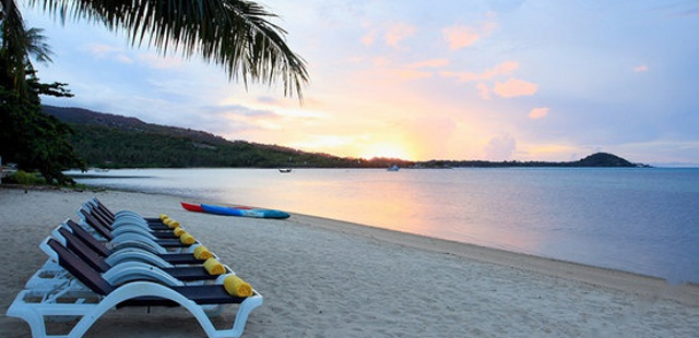苏梅岛椰子海滩中心度假酒店