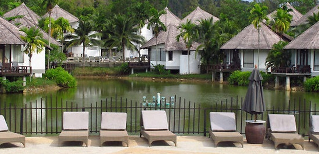Peace Laguna Resort And Spa Krabi (甲米宁静湖度假村及水疗中心)