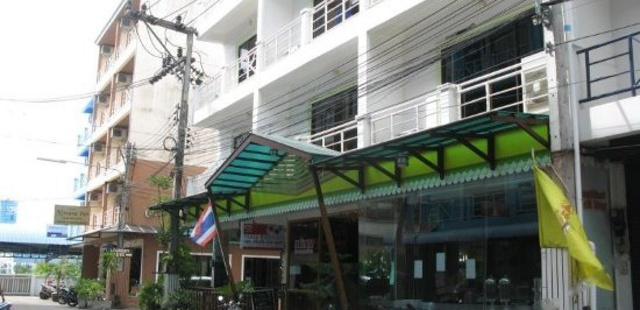 Triple Rund Place Phuket (普吉岛三环广场酒店)