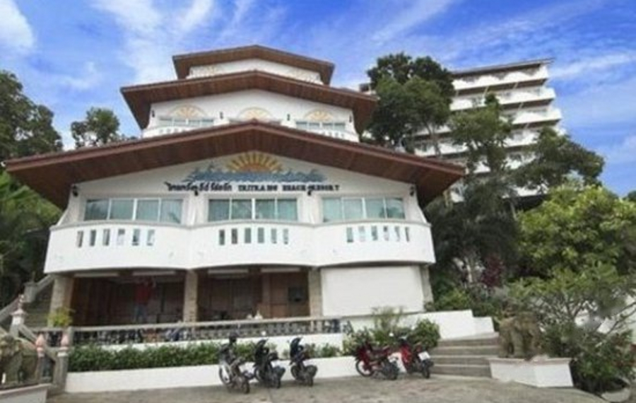 Tri Trang Beach Resort Phuket (普吉岛三庄海滩度假酒店)