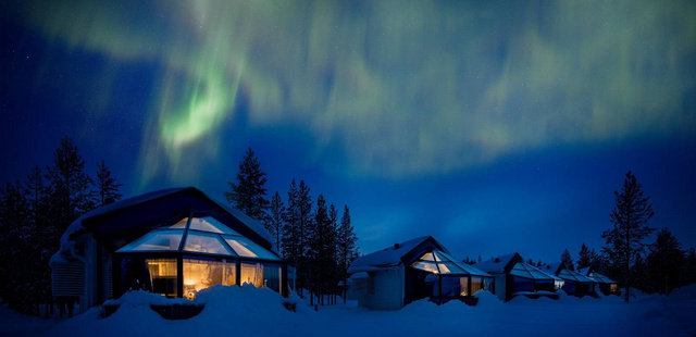 北极圈圣诞老人冰屋Santa’s Igloos Arctic Circle                                                                     又名：北极圈圣诞老人冰屋(Santa’s Igloos Arctic Circle)