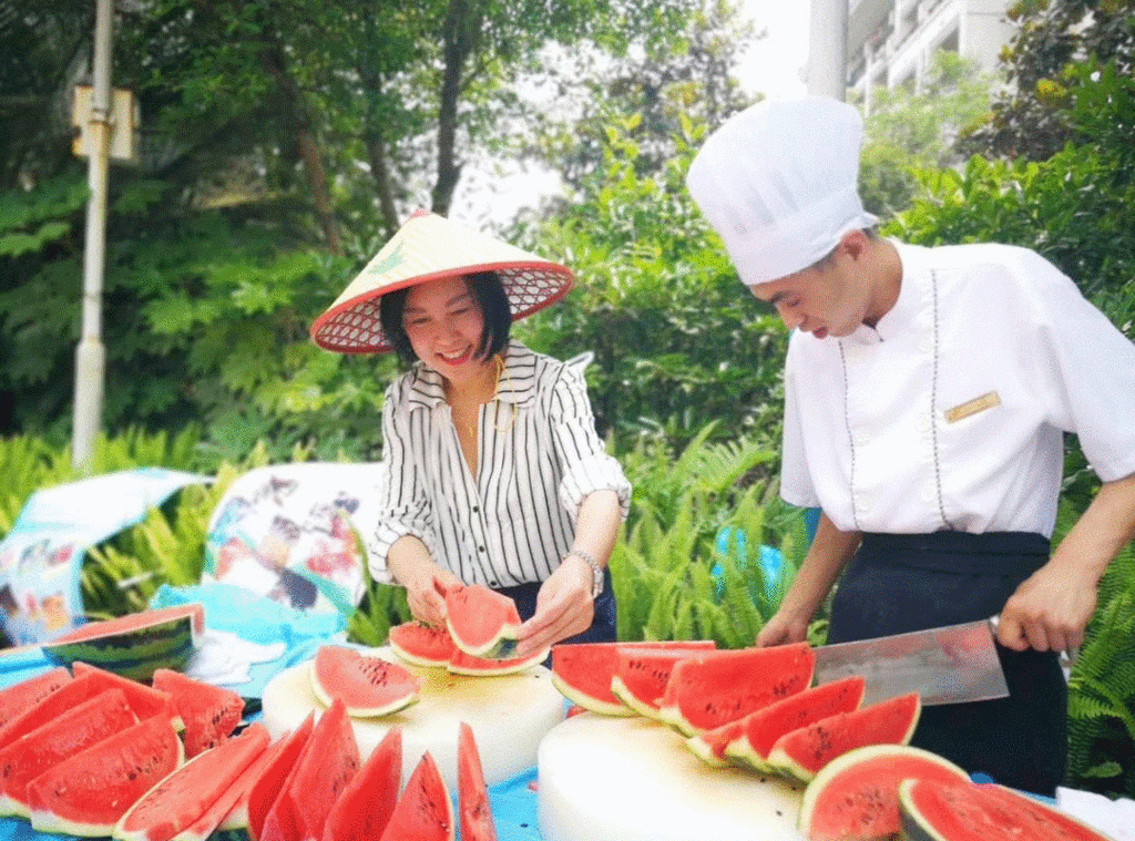 潜派旅行