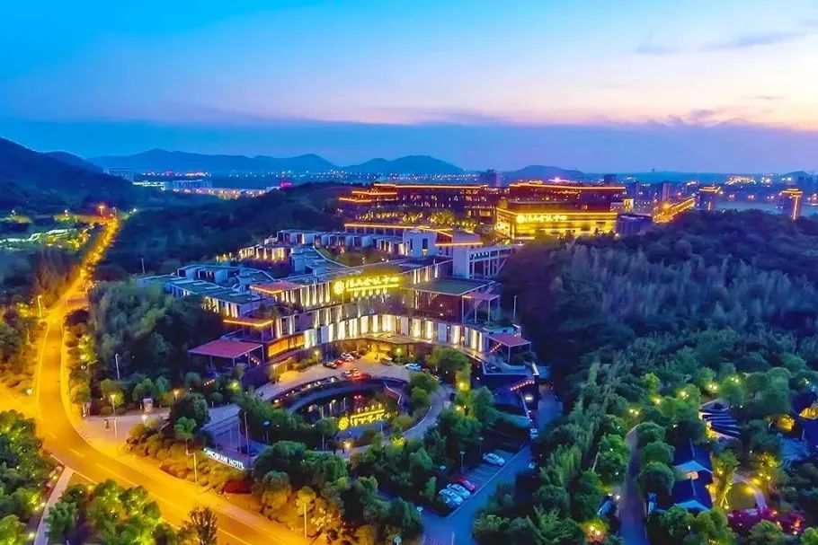 潜派旅行
