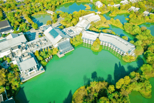 潜派旅行