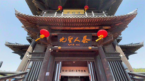 潜派旅行