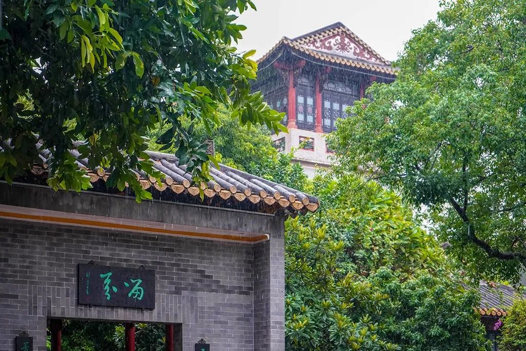 潜派旅行