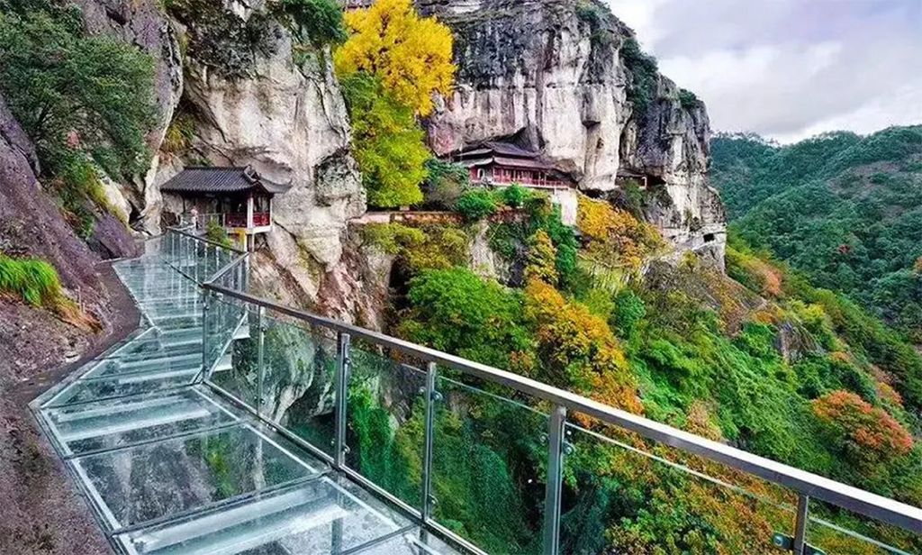 潜派旅行