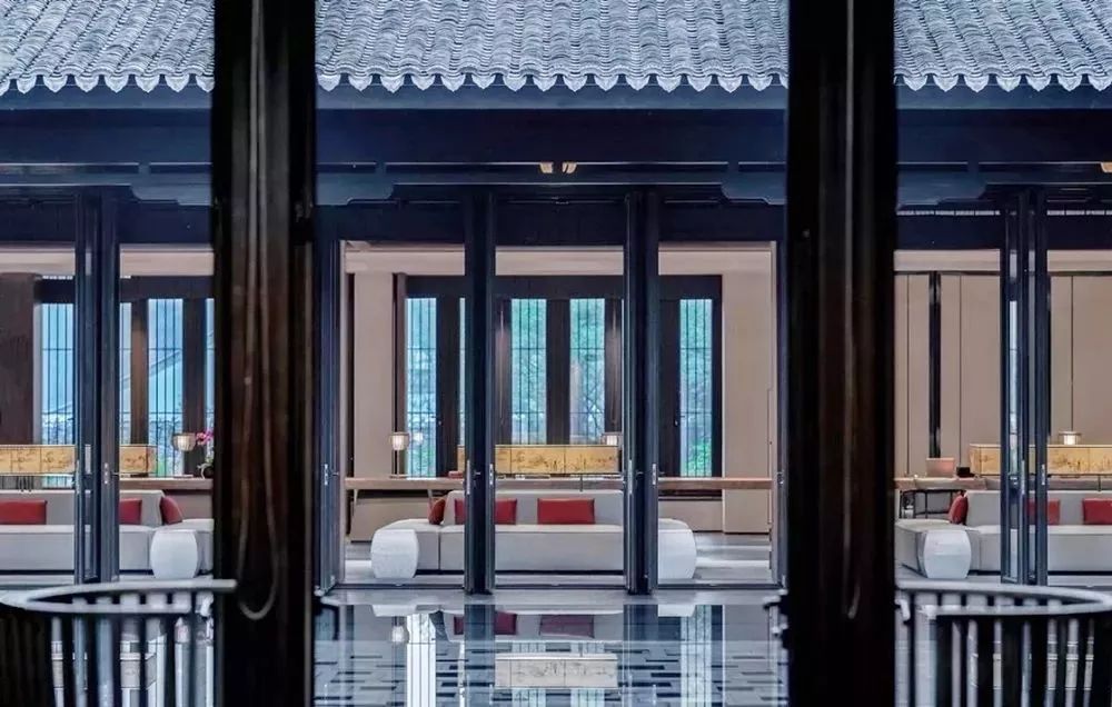 潜派旅行