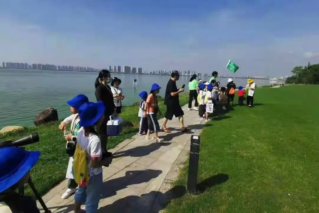 潜派旅行