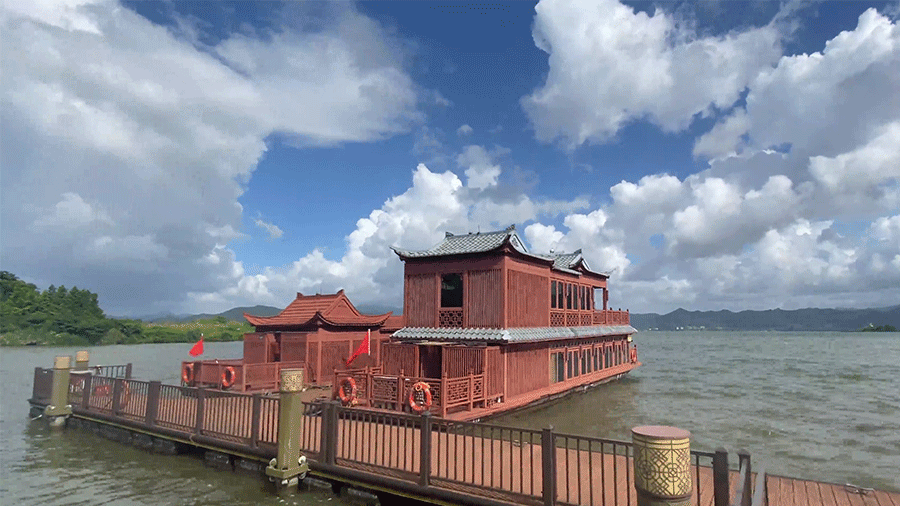 潜派旅行