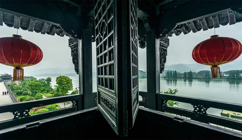 潜派旅行