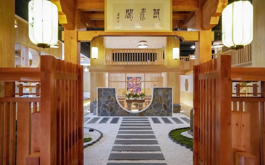 潜派旅行