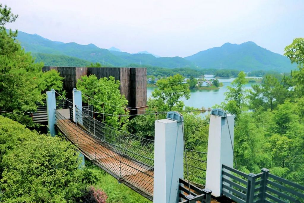 潜派旅行