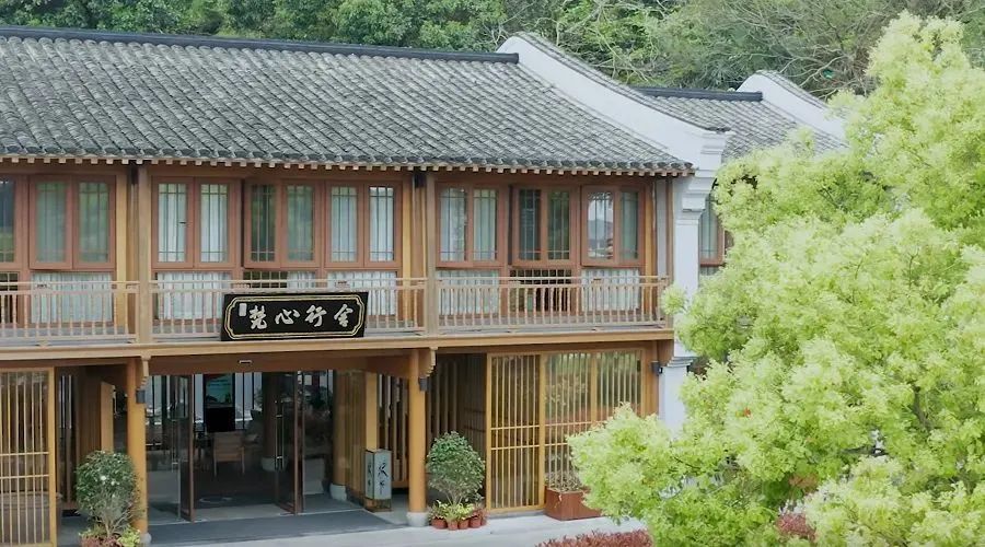 潜派旅行