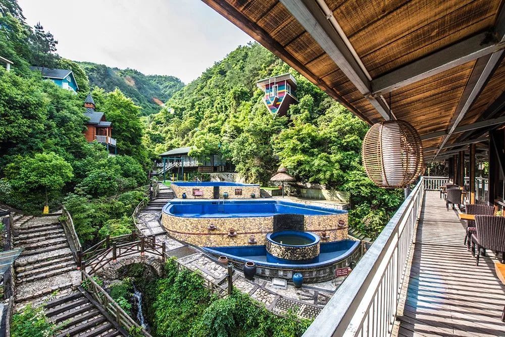 潜派旅行