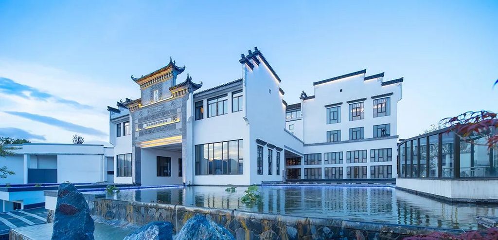 潜派旅行