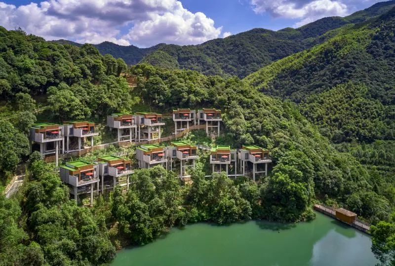 潜派旅行