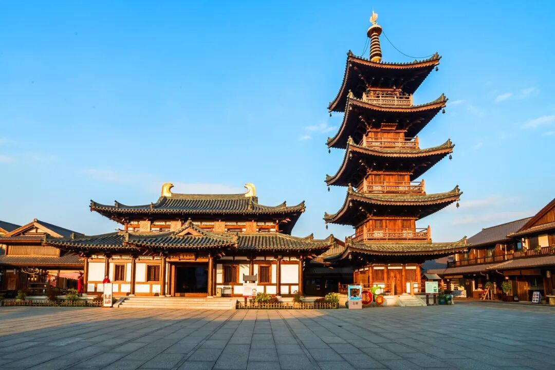 摄图网_501570590_无锡拈花湾（企业商用）.jpg