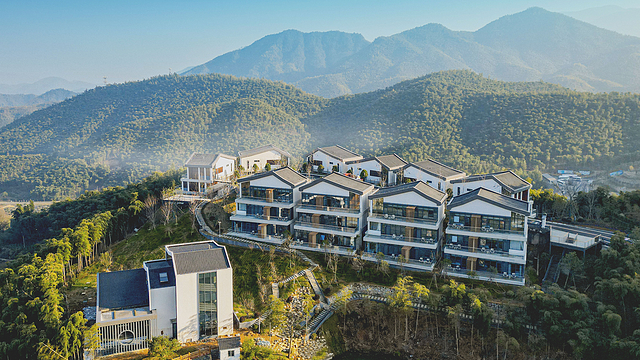安吉云上草原度假村·半山隐竹酒店