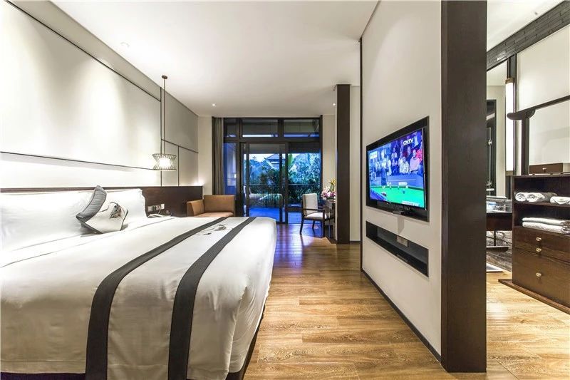 广州卓思道温泉度假酒店媲美瑞士品质稀有小苏打温泉无限畅泡打卡森林